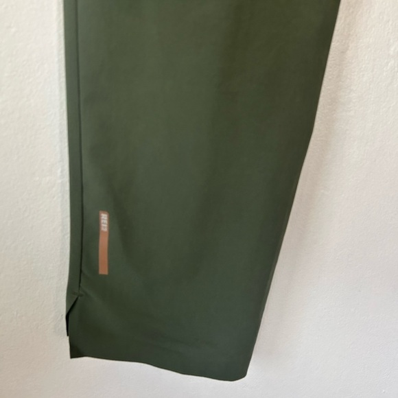 REI Co-op Emergence Active Pants in Asparagus Green Size Small - Picture 5 of 6